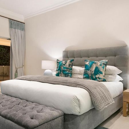 Luxury Serviced Mountain Villa In Constantia Cape Town Exterior photo