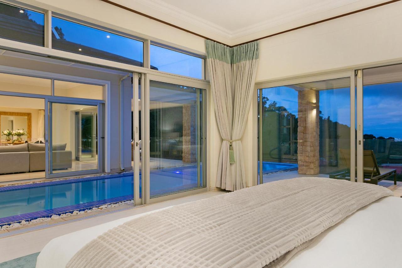 Luxury Serviced Mountain Villa In Constantia Cape Town Exterior photo