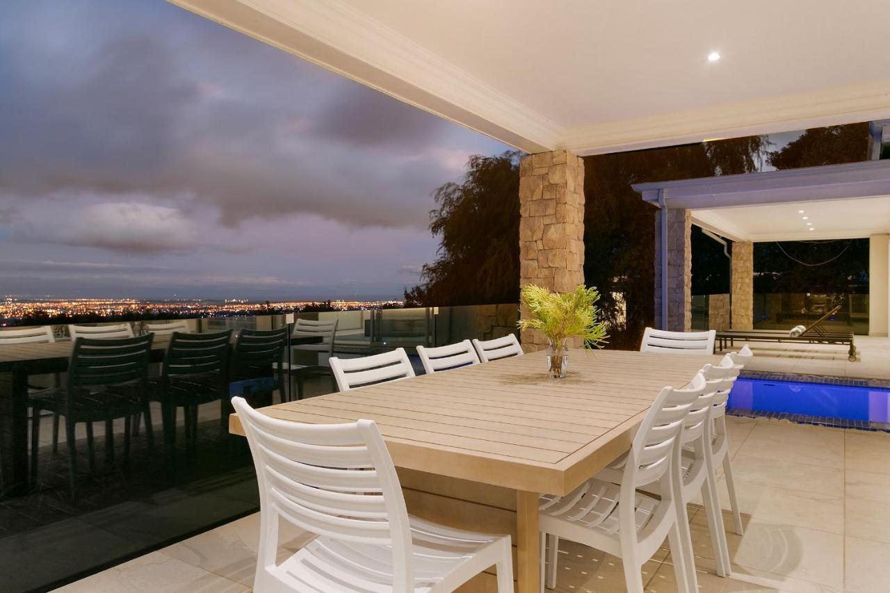 Luxury Serviced Mountain Villa In Constantia Cape Town Exterior photo